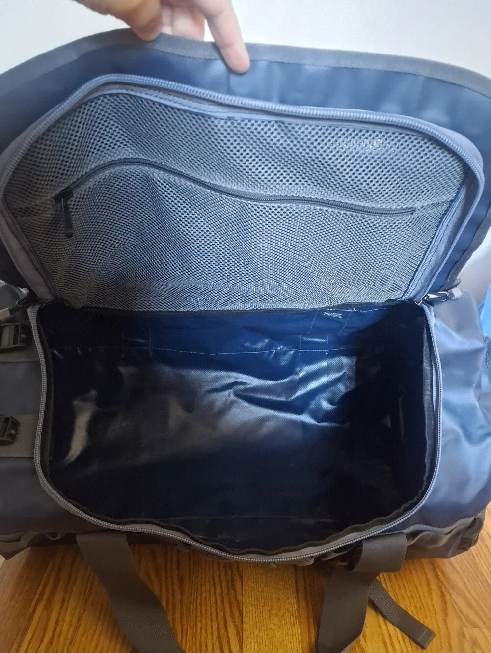 Superdry Tarpaulin Duffle Bag Navy Carry-on